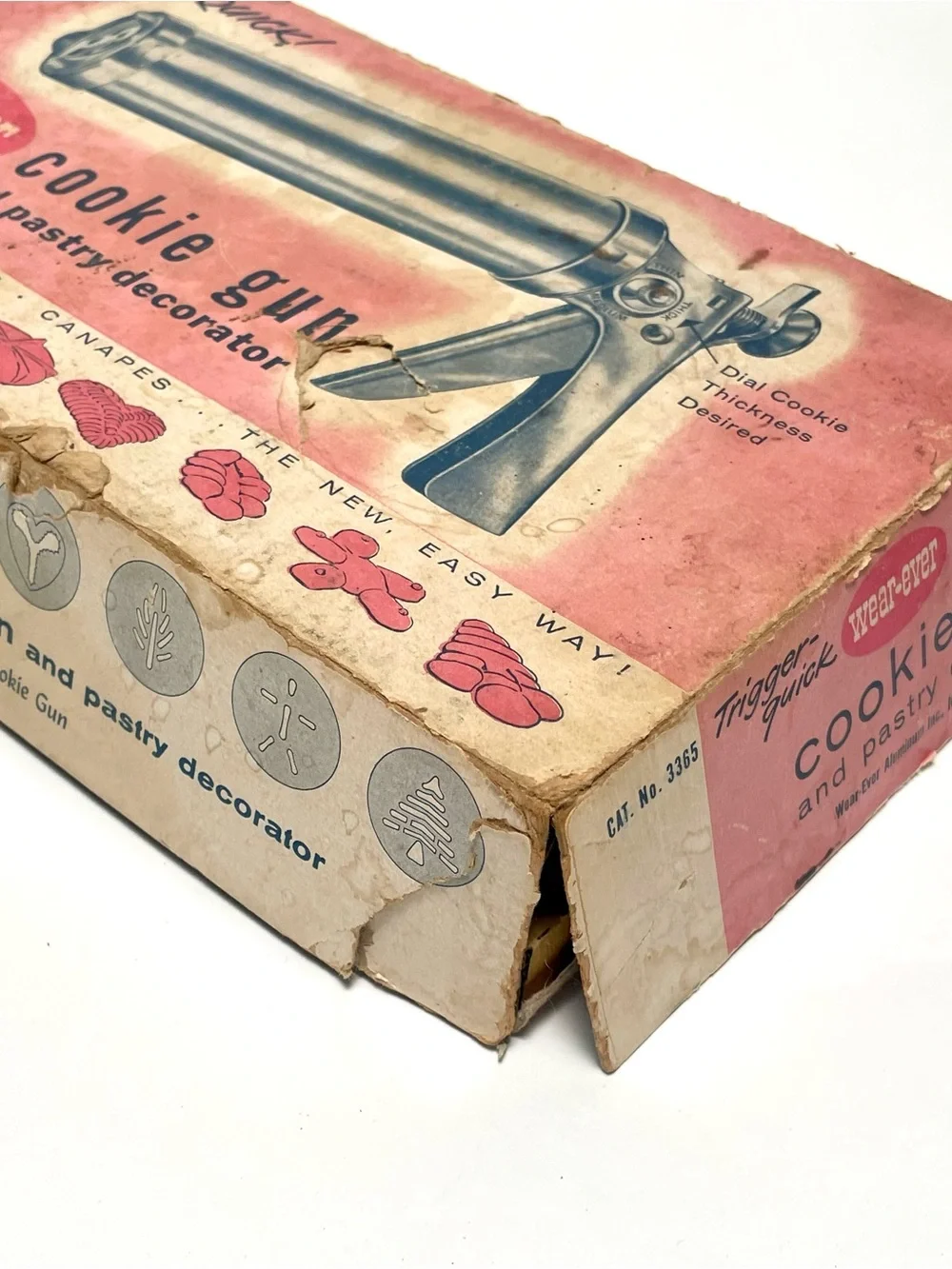 Vintage Wear Ever Cookie Gun and Pastry Decorator Trigger Quick No 3365 in box